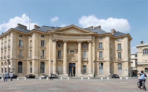 Université Sorbonne Nouvelle .